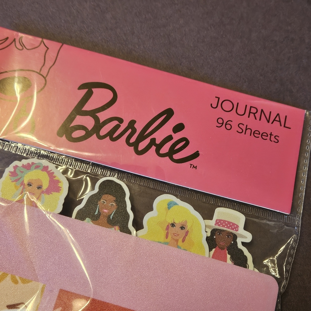 🥝♡Barbie journal - Picture 4 of 5